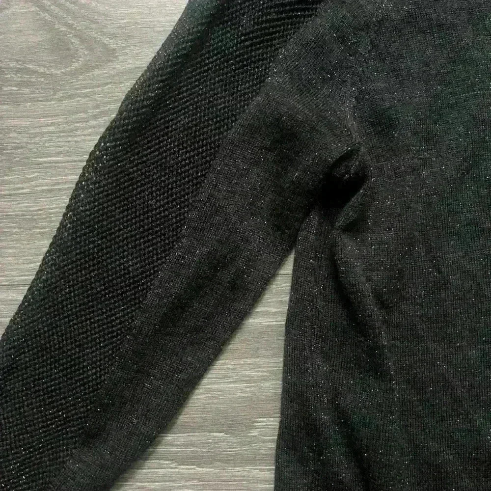 Eileen Fisher Charcoal Gray Metallic Mesh Merino Wool Tunic Sweater Size XS - Picture 3 of 8